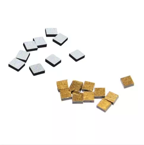 NTC termistor pro optickou komunikaci